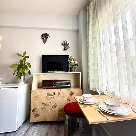 Merkez Deniz Yakini Muhtesem Mutfakli Lejlighed Antalya
