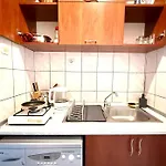 Merkez Deniz Yakini Muhtesem Mutfakli *