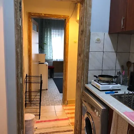 Διαμέρισμα Merkez Deniz Yakini Muhtesem Mutfakli *