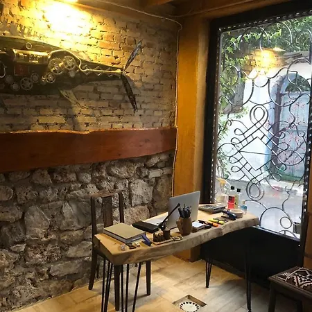 Merkez Deniz Yakini Muhtesem Mutfakli